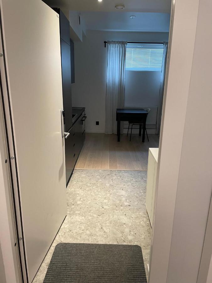 2- Bed Apartment In Sollentuna Exterior foto